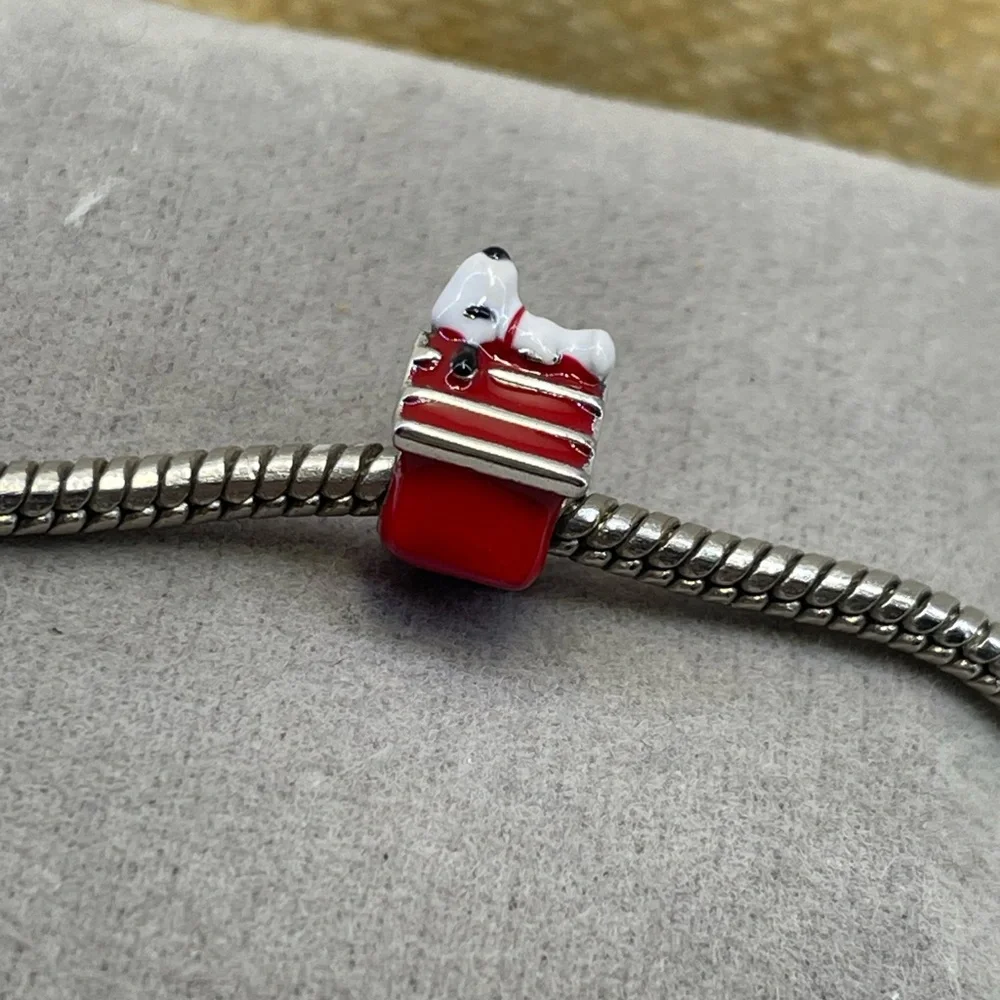 Sterling silver SNOOPY red doghouse Peanuts beagle puppy dog charm bead